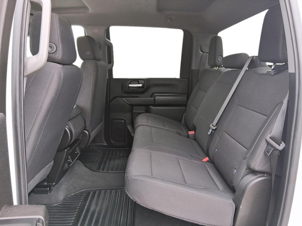 2024 Chevrolet Silverado 2500HD 4WD Crew Cab Standard Box Custom in Stratford, Ontario - 10 - w1024h768px