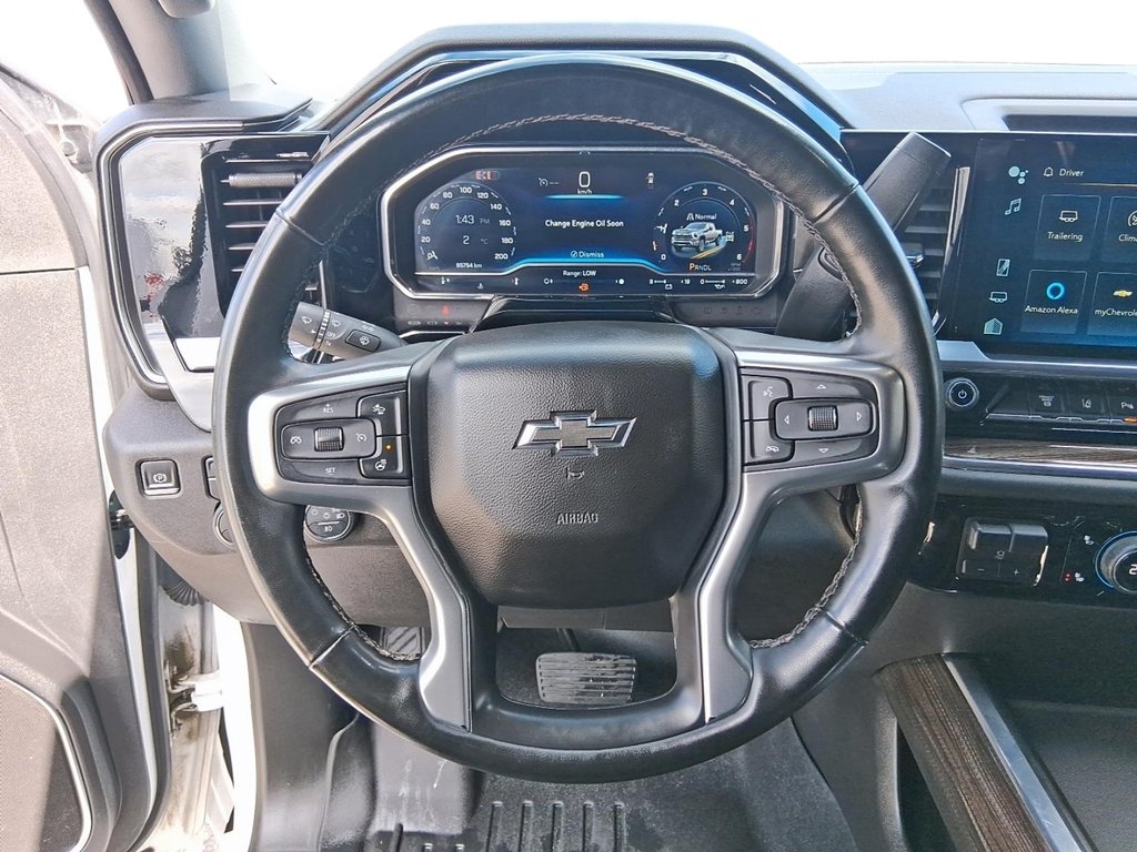 2024 Chevrolet Silverado 2500HD 4WD Crew Cab Standard Box LT in Stratford, Ontario - 13 - w1024h768px