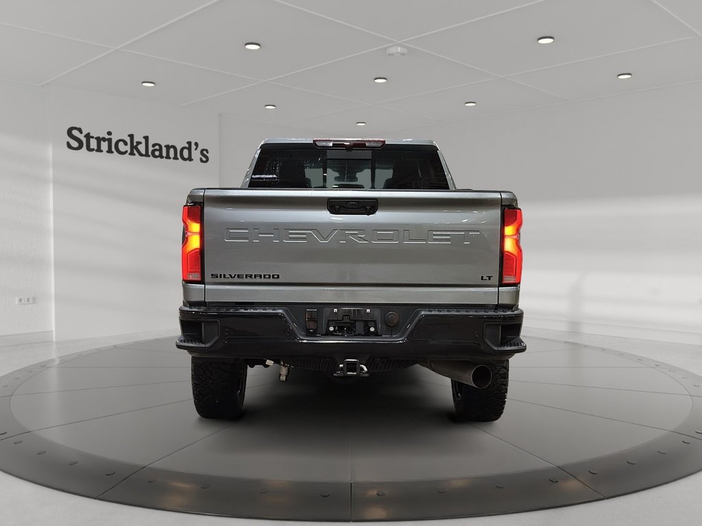 2025 Chevrolet Silverado 2500HD 4WD Crew Cab Standard Box LT in Stratford, Ontario - 3 - w1024h768px
