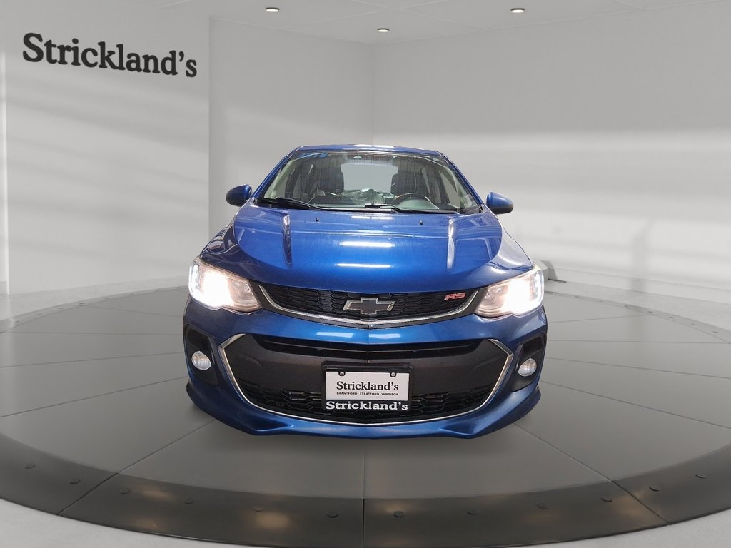 2018 Chevrolet Sonic 5-door Premier - 6AT in Stratford, Ontario - 2 - w1024h768px
