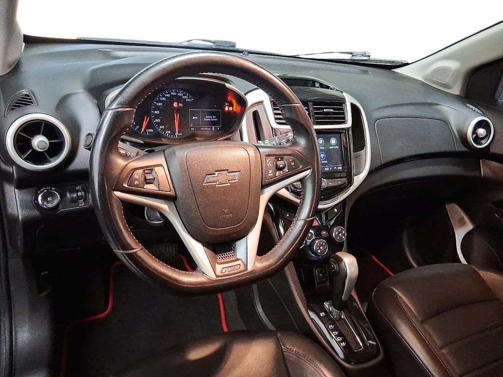 2018 Chevrolet Sonic 5-door Premier - 6AT in Stratford, Ontario - 10 - w1024h768px