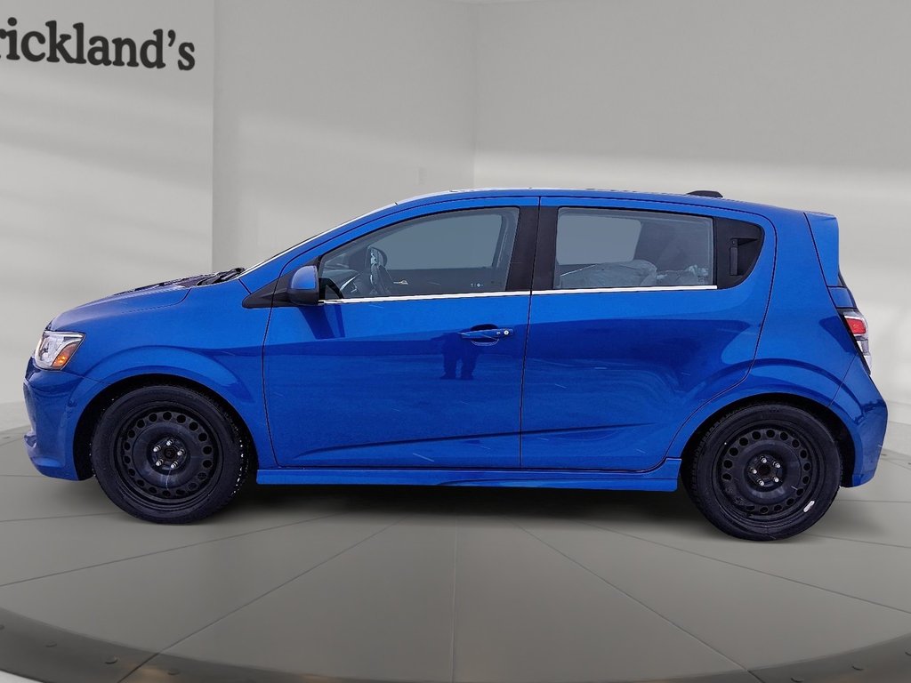 2018 Chevrolet Sonic 5-door Premier - 6AT in Stratford, Ontario - 5 - w1024h768px