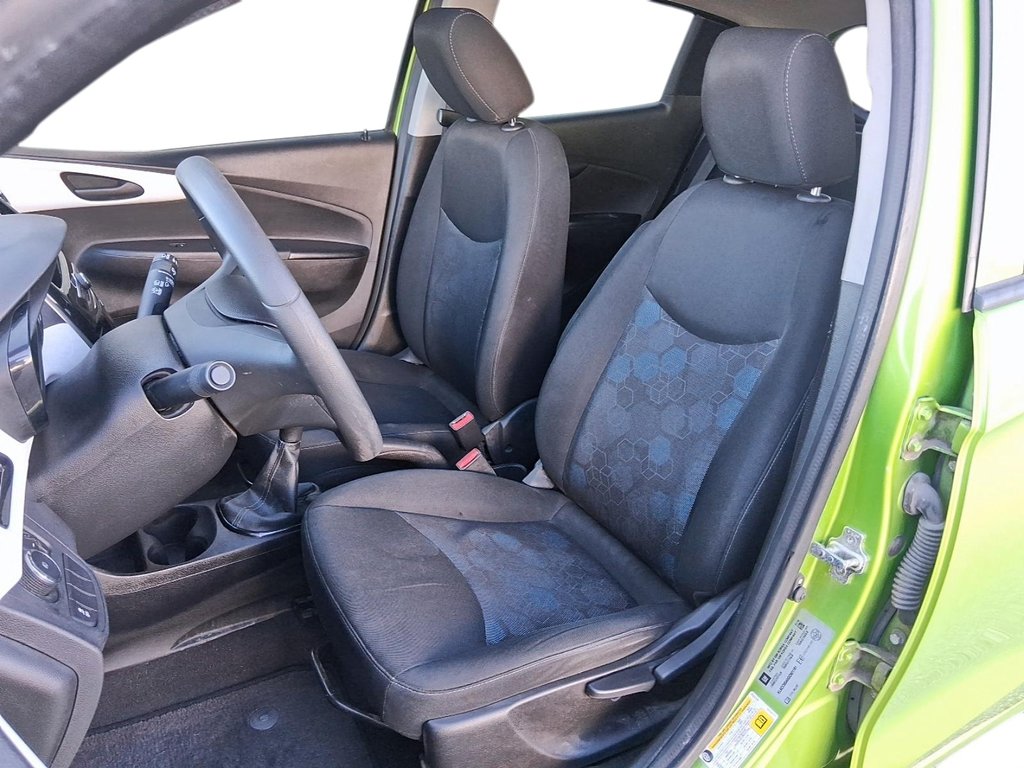 2016 Chevrolet Spark 1LT - 5MT in Stratford, Ontario - 8 - w1024h768px