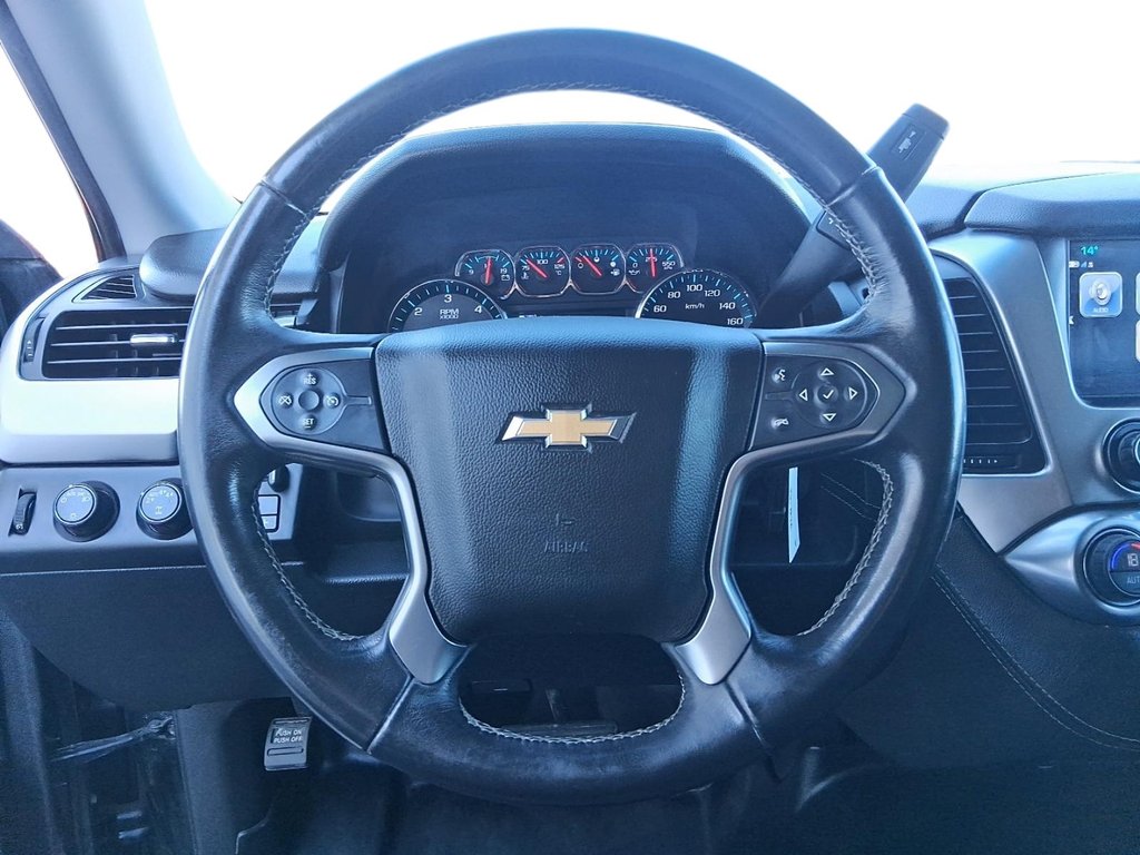 2018 Chevrolet Suburban 4x2 LS in Stratford, Ontario - 14 - w1024h768px