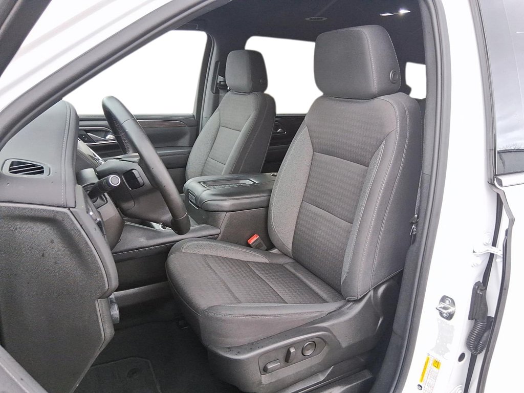 2024 Chevrolet Suburban 4WD 4dr LS in Stratford, Ontario - 8 - w1024h768px