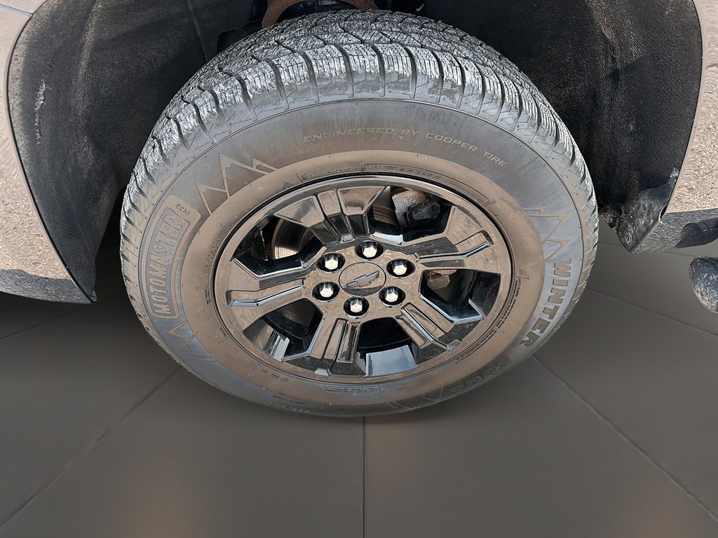 2019 Chevrolet Tahoe 4x4 LT in Stratford, Ontario - 7 - w1024h768px