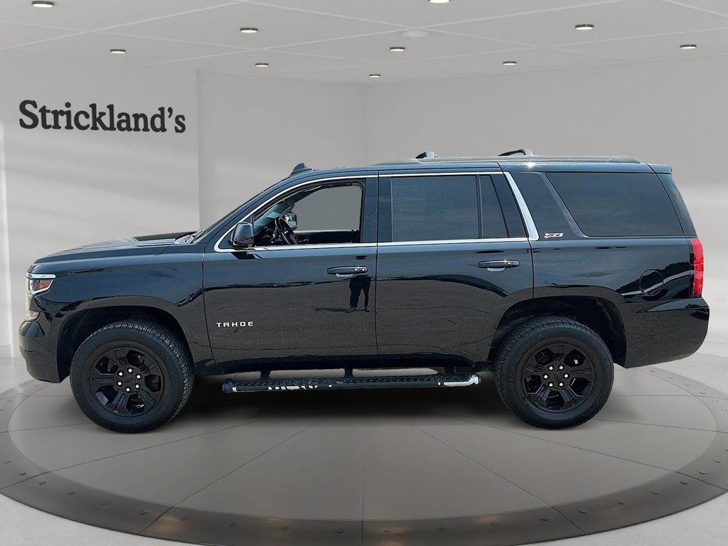 2019 Chevrolet Tahoe 4x4 LT in Stratford, Ontario - 5 - w1024h768px