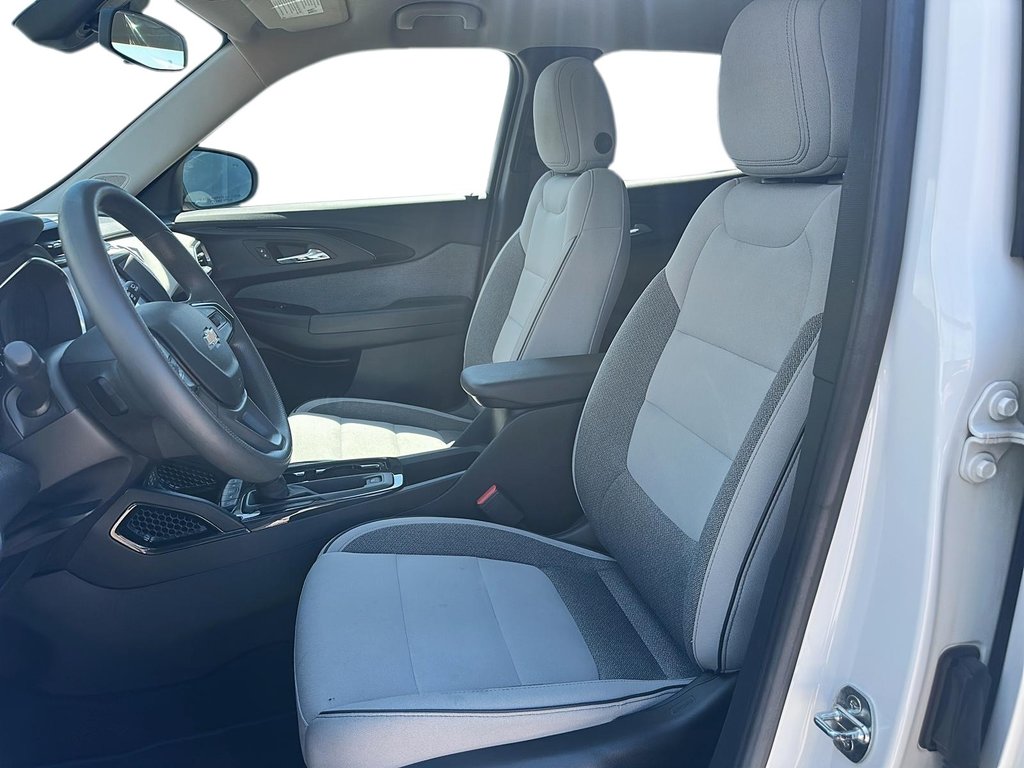 2021 Chevrolet Trailblazer AWD LT in Stratford, Ontario - 8 - w1024h768px