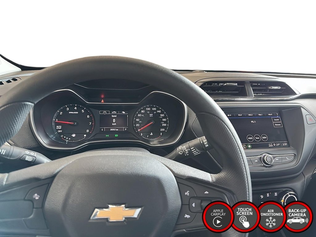 2023 Chevrolet Trailblazer FWD LS in Stratford, Ontario - 13 - w1024h768px