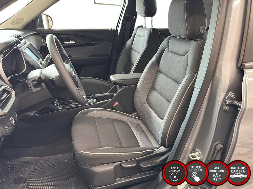 2023 Chevrolet Trailblazer FWD LS in Stratford, Ontario - 8 - w1024h768px