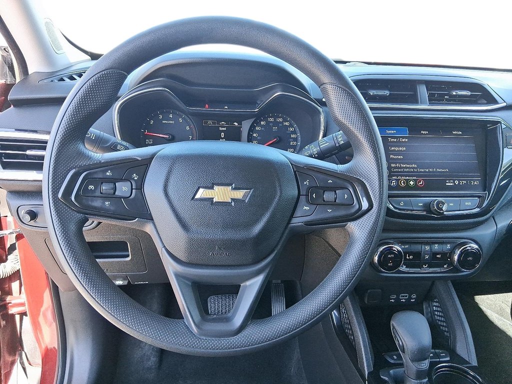 2023 Chevrolet Trailblazer AWD LT in Stratford, Ontario - 11 - w1024h768px