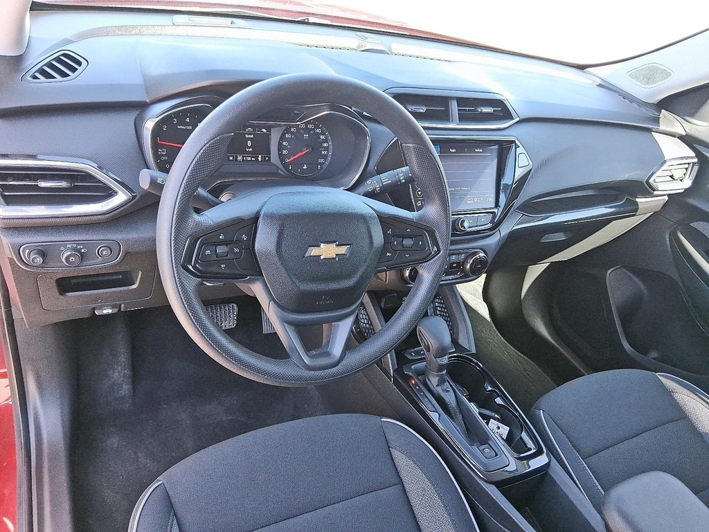 2023 Chevrolet Trailblazer AWD LT in Stratford, Ontario - 9 - w1024h768px