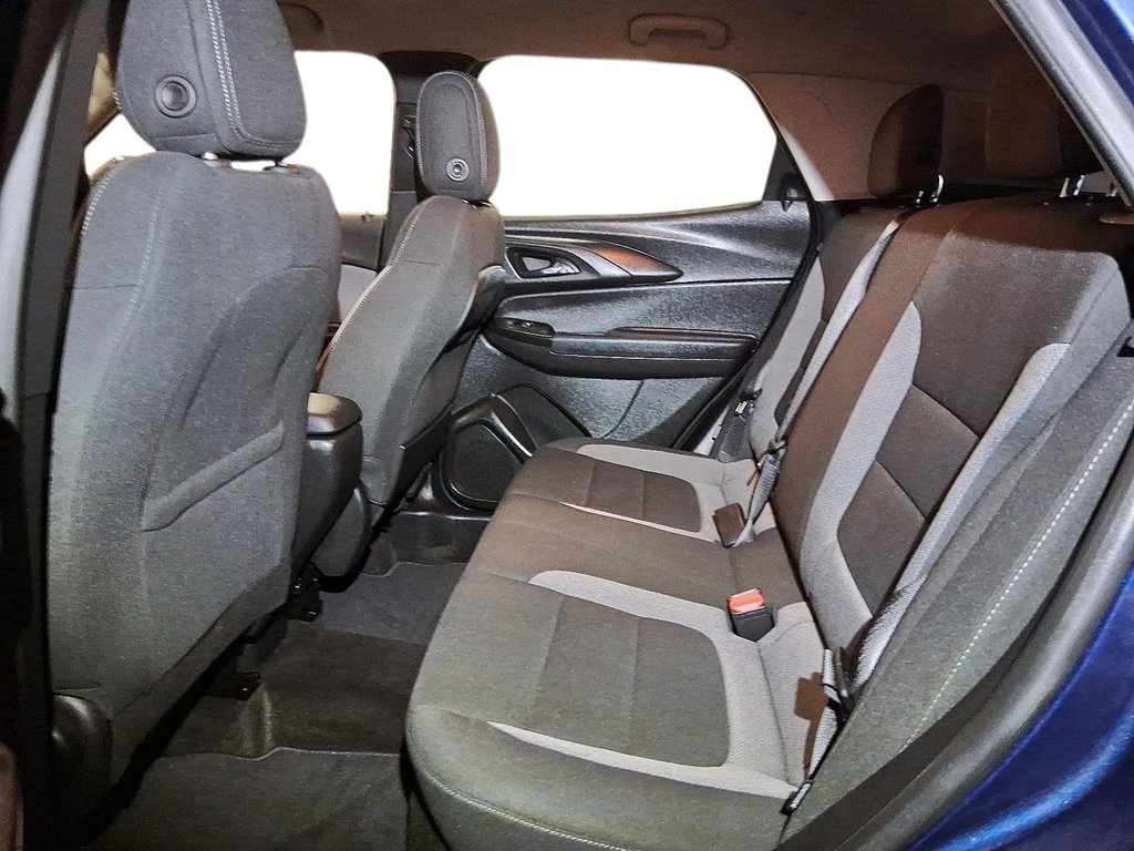 2023 Chevrolet Trailblazer AWD LS in Stratford, Ontario - 9 - w1024h768px