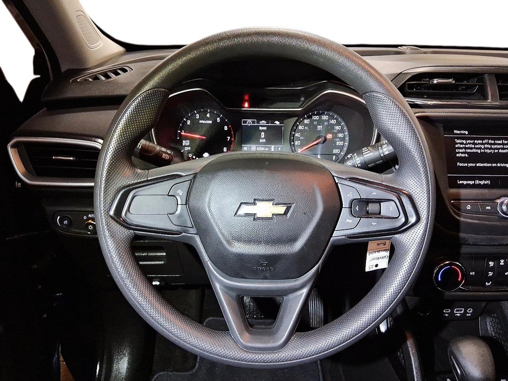 2023 Chevrolet Trailblazer AWD LS in Stratford, Ontario - 12 - w1024h768px