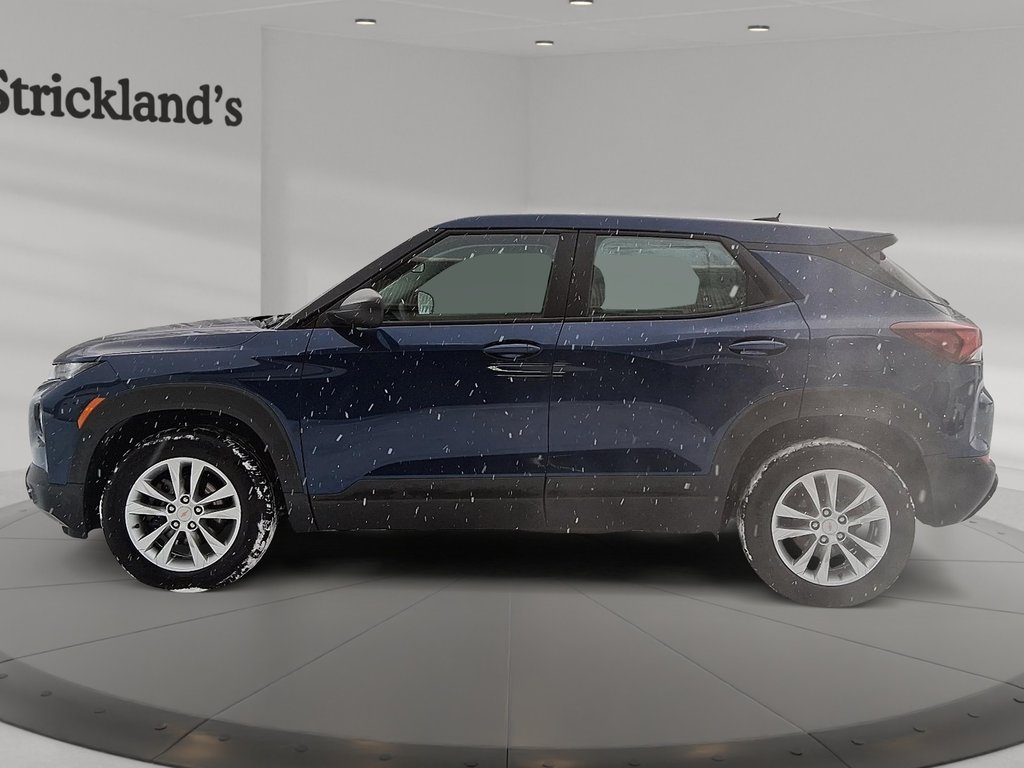 2023 Chevrolet Trailblazer AWD LS in Stratford, Ontario - 5 - w1024h768px