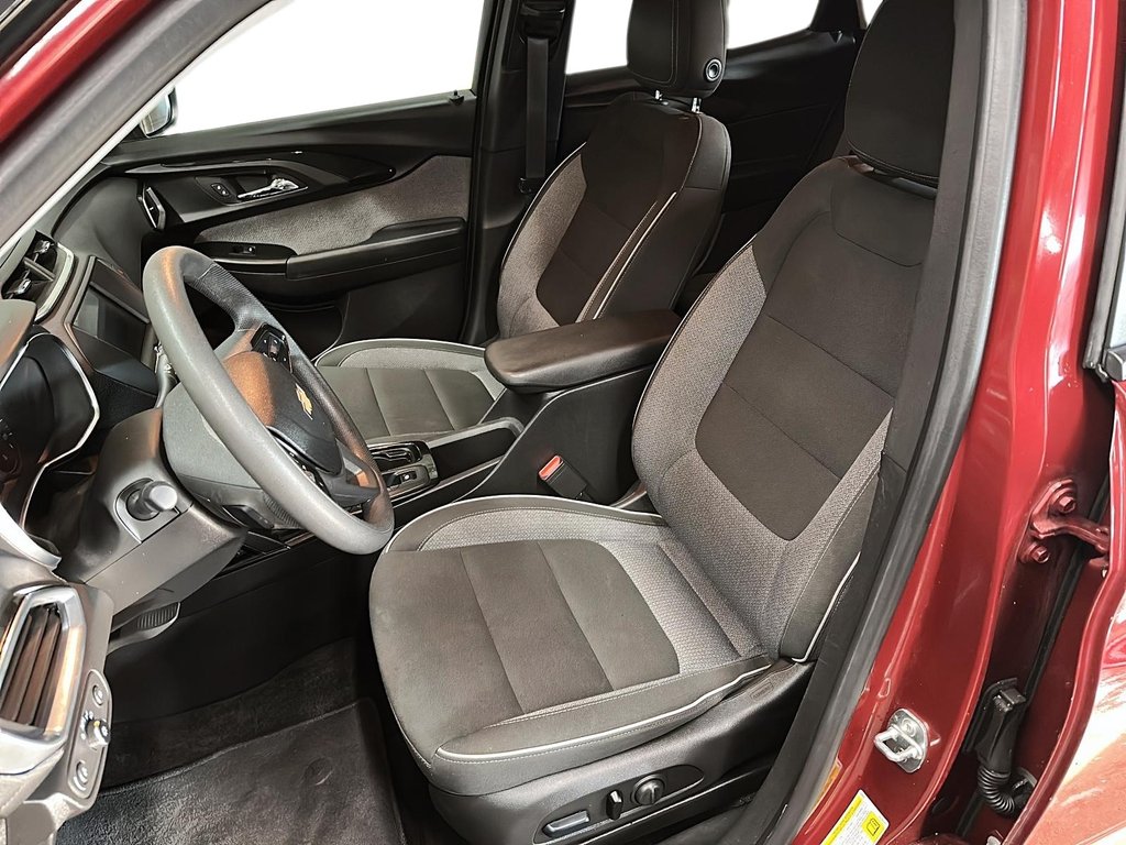 2023 Chevrolet Trailblazer AWD LT in Stratford, Ontario - 8 - w1024h768px