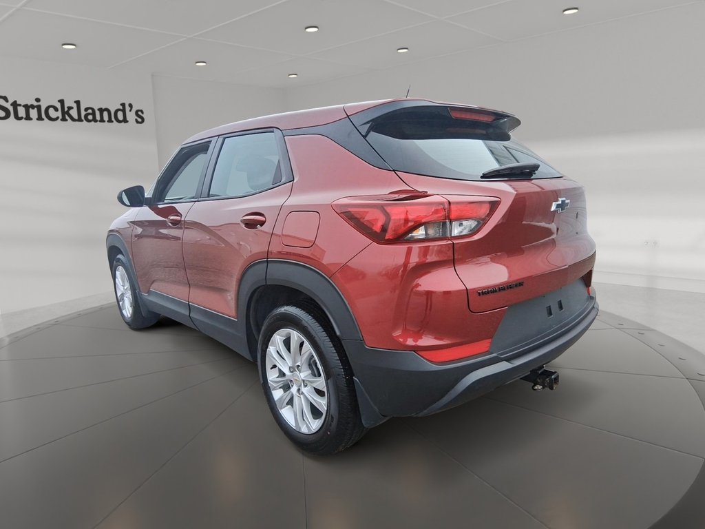 2023 Chevrolet Trailblazer FWD LS in Stratford, Ontario - 4 - w1024h768px