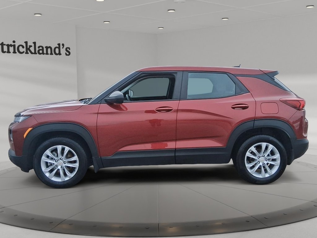2023 Chevrolet Trailblazer FWD LS in Stratford, Ontario - 5 - w1024h768px
