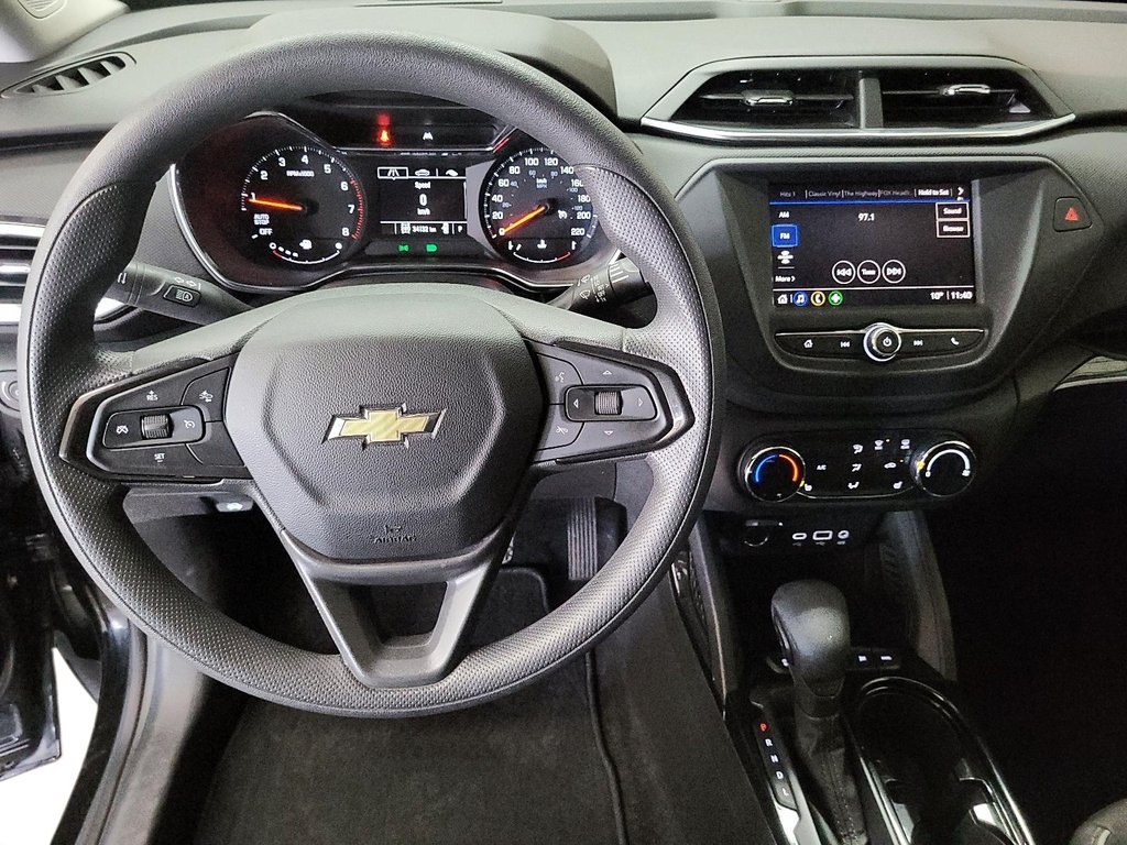 2023 Chevrolet Trailblazer AWD LT in Stratford, Ontario - 13 - w1024h768px