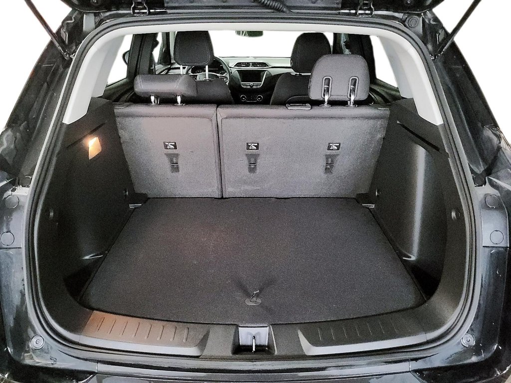 2023 Chevrolet Trailblazer AWD LT in Stratford, Ontario - 6 - w1024h768px