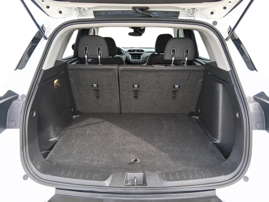 2023 Chevrolet Trailblazer AWD LT in Stratford, Ontario - 6 - w1024h768px