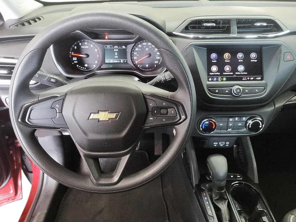 2023 Chevrolet Trailblazer AWD LS in Stratford, Ontario - 13 - w1024h768px