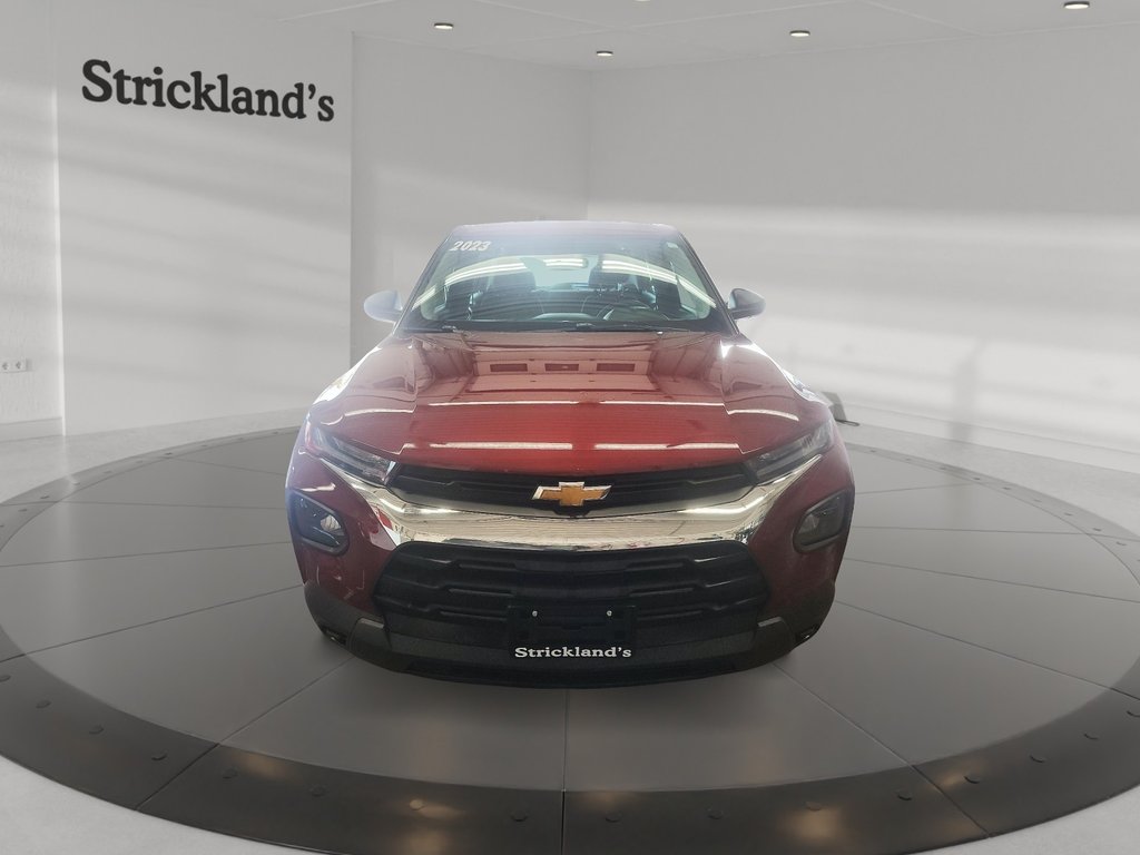 2023 Chevrolet Trailblazer AWD LS in Stratford, Ontario - 2 - w1024h768px