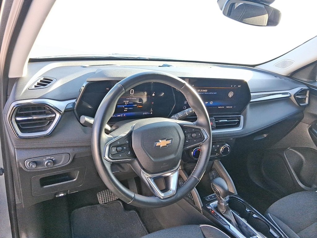 2024 Chevrolet Trailblazer AWD LT in Stratford, Ontario - 10 - w1024h768px