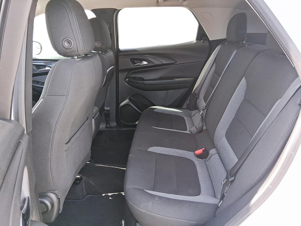2025 Chevrolet Trailblazer AWD 4dr LT in Stratford, Ontario - 9 - w1024h768px