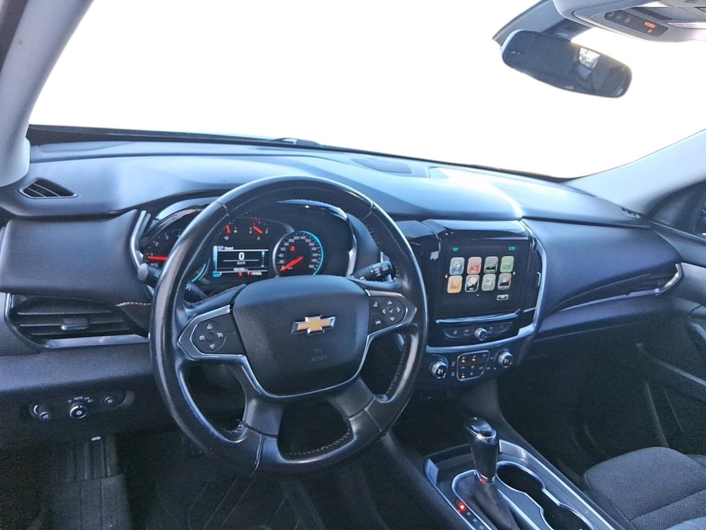 2019 Chevrolet Traverse AWD LT in Stratford, Ontario - 11 - w1024h768px