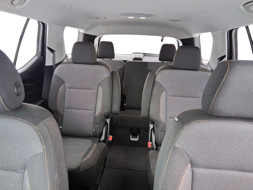 2021 Chevrolet Traverse AWD LT in Stratford, Ontario - 10 - w1024h768px