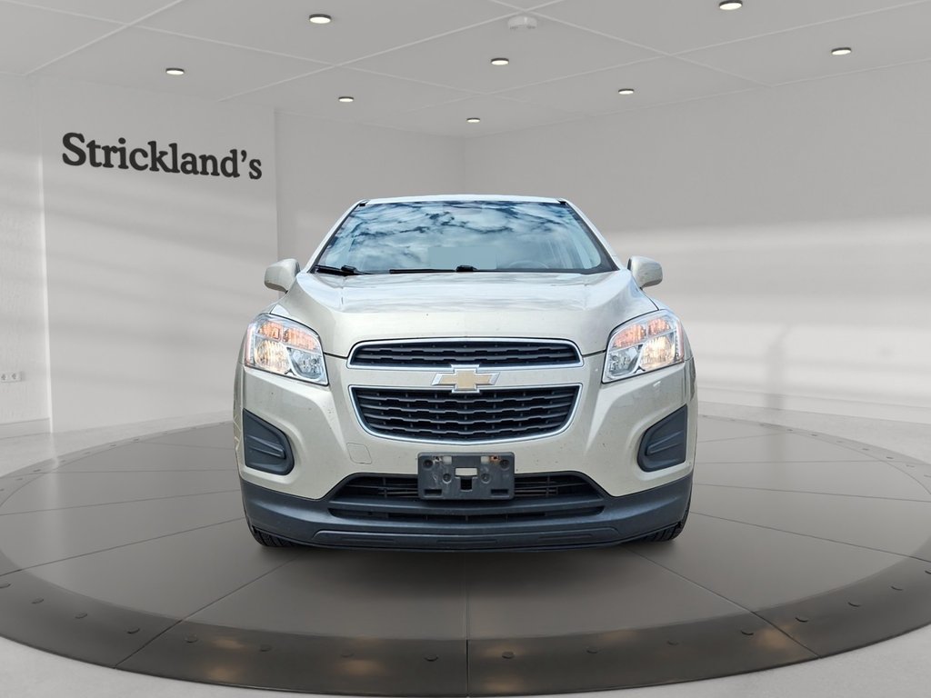 2013 Chevrolet Trax 1LT FWD in Stratford, Ontario - 2 - w1024h768px