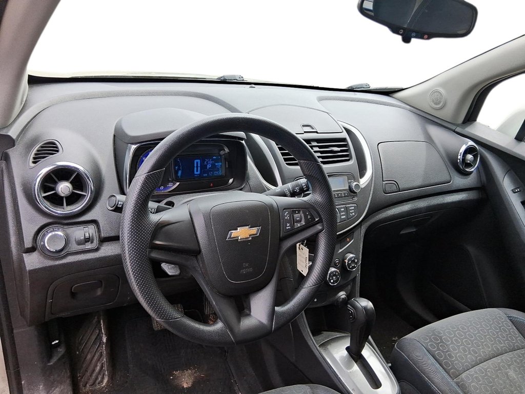 2013 Chevrolet Trax 1LT FWD in Stratford, Ontario - 10 - w1024h768px