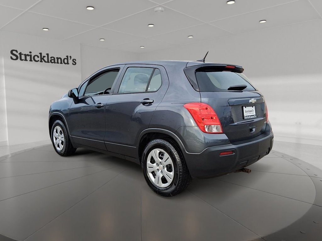 2013 Chevrolet Trax LS FWD in Stratford, Ontario - 4 - w1024h768px