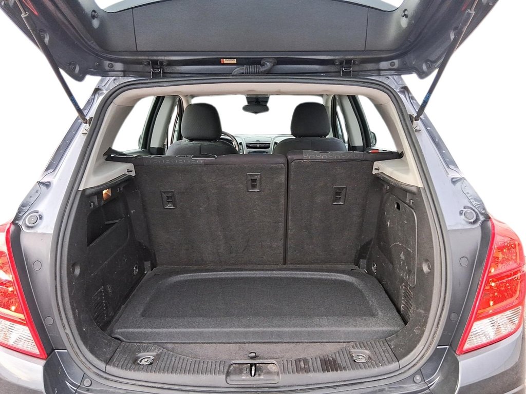 2013 Chevrolet Trax LS FWD in Stratford, Ontario - 6 - w1024h768px