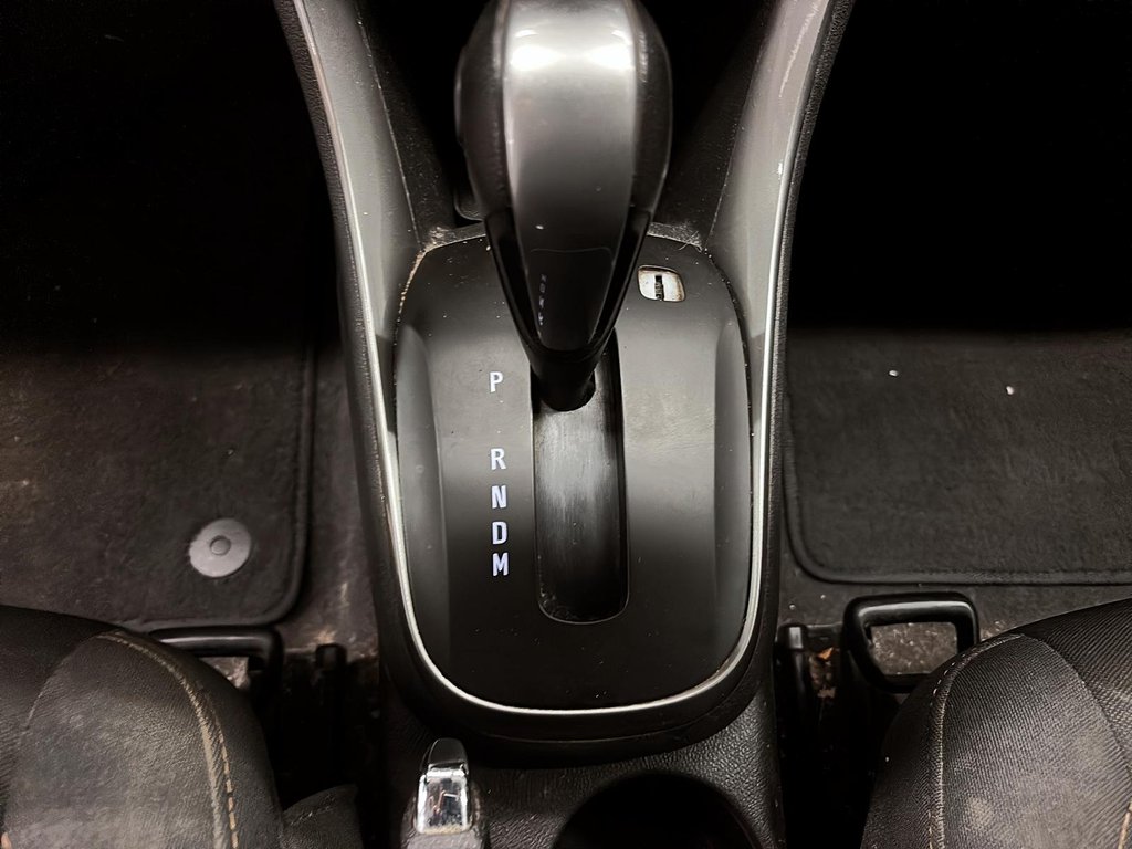 2018 Chevrolet Trax FWD LT in Stratford, Ontario - 14 - w1024h768px