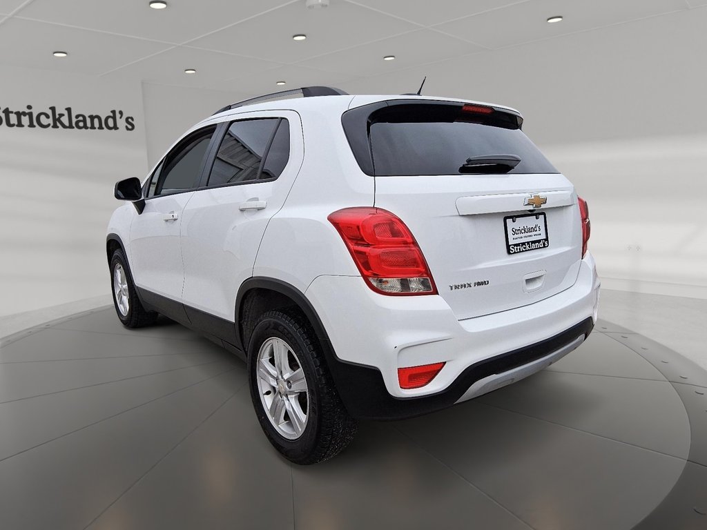 2021 Chevrolet Trax AWD LT in Stratford, Ontario - 4 - w1024h768px