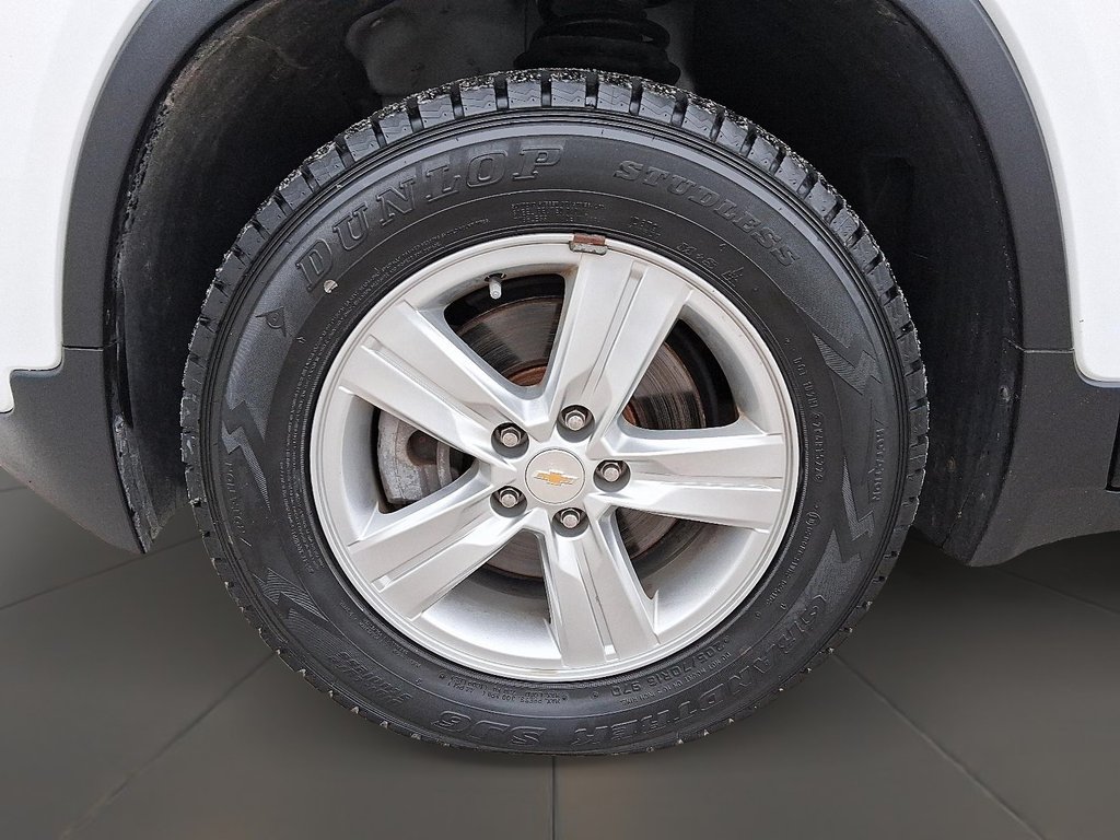 2021 Chevrolet Trax AWD LT in Stratford, Ontario - 7 - w1024h768px