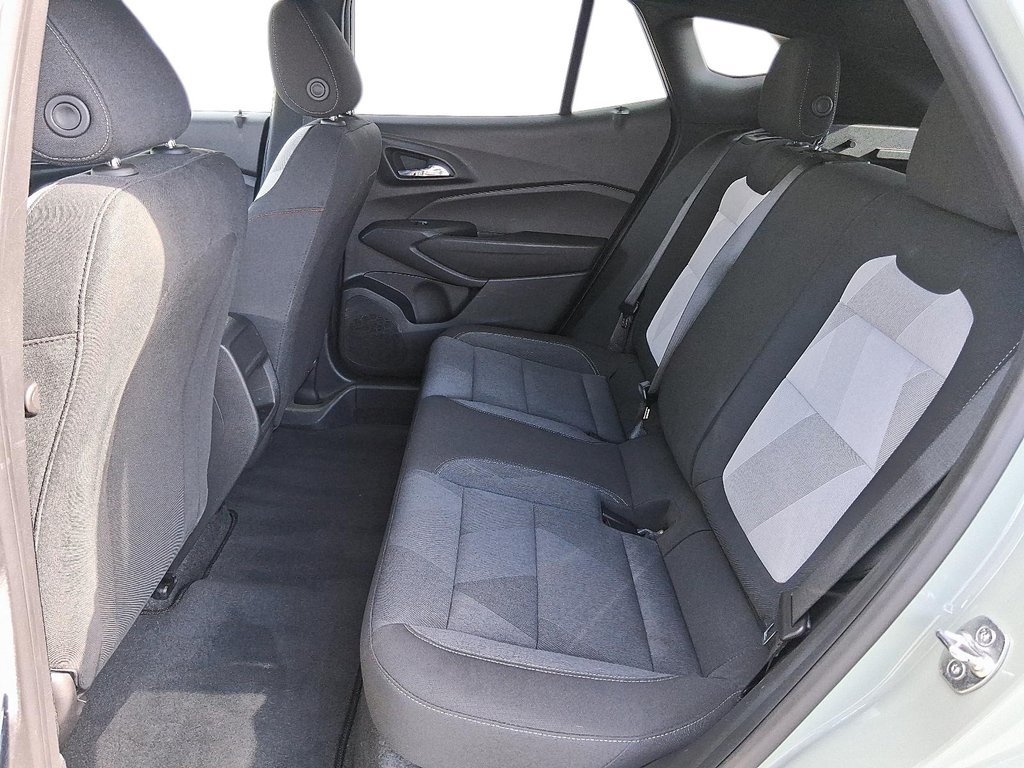 2024 Chevrolet Trax 1RS in Stratford, Ontario - 9 - w1024h768px