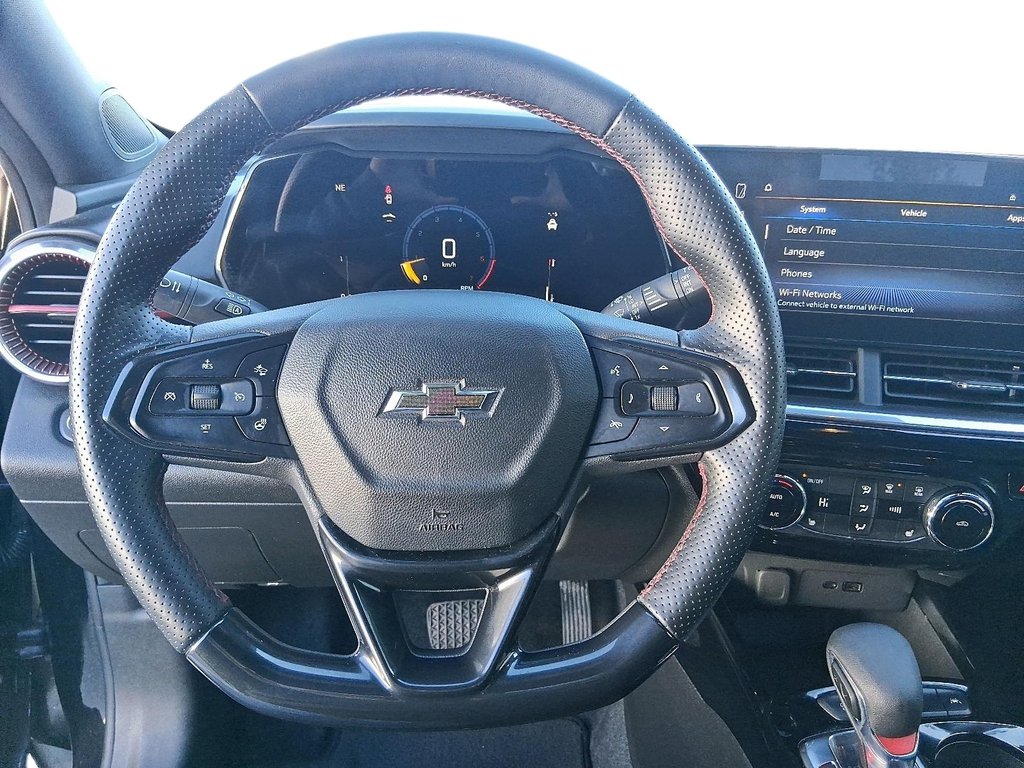 2024 Chevrolet Trax 2RS in Stratford, Ontario - 13 - w1024h768px