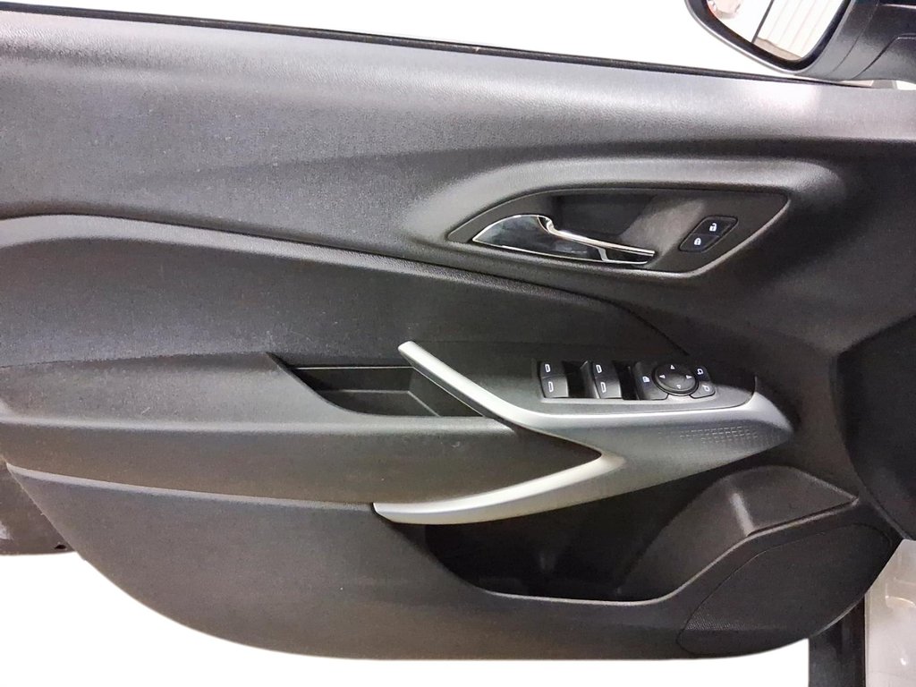 2024 Chevrolet Trax 1RS in Stratford, Ontario - 11 - w1024h768px