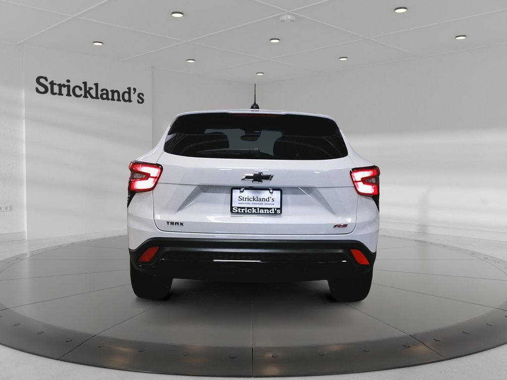 2024 Chevrolet Trax 1RS in Stratford, Ontario - 3 - w1024h768px