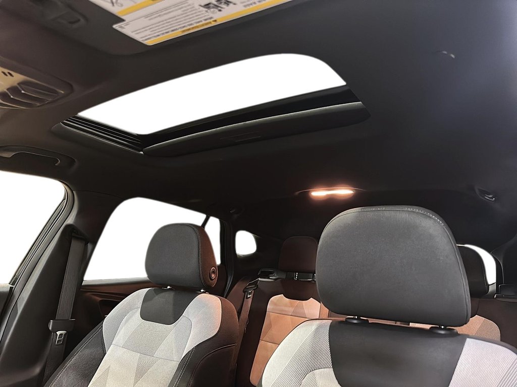 2025 Chevrolet Trax FWD 4dr 1RS in Stratford, Ontario - 14 - w1024h768px