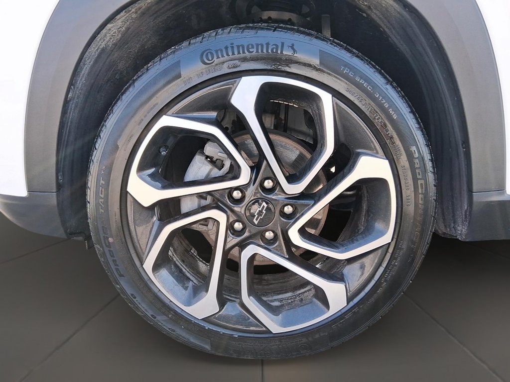 2025 Chevrolet Trax FWD 4dr 2RS in Stratford, Ontario - 8 - w1024h768px
