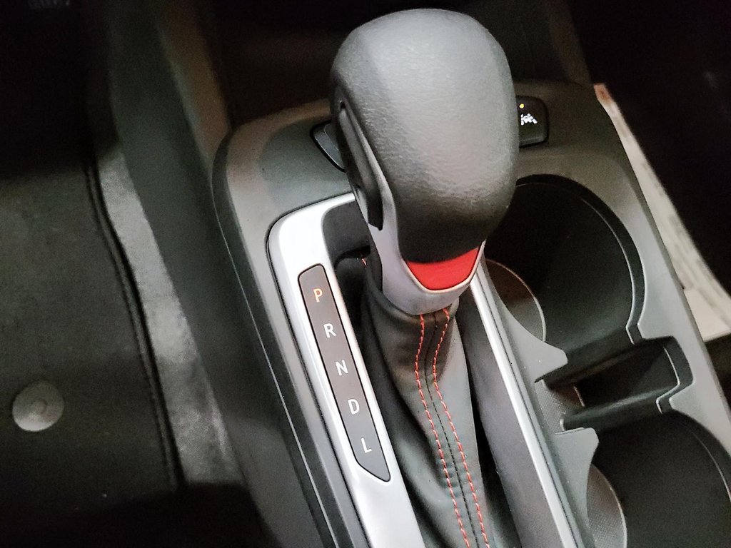 2025 Chevrolet Trax FWD 4dr 1RS in Stratford, Ontario - 14 - w1024h768px