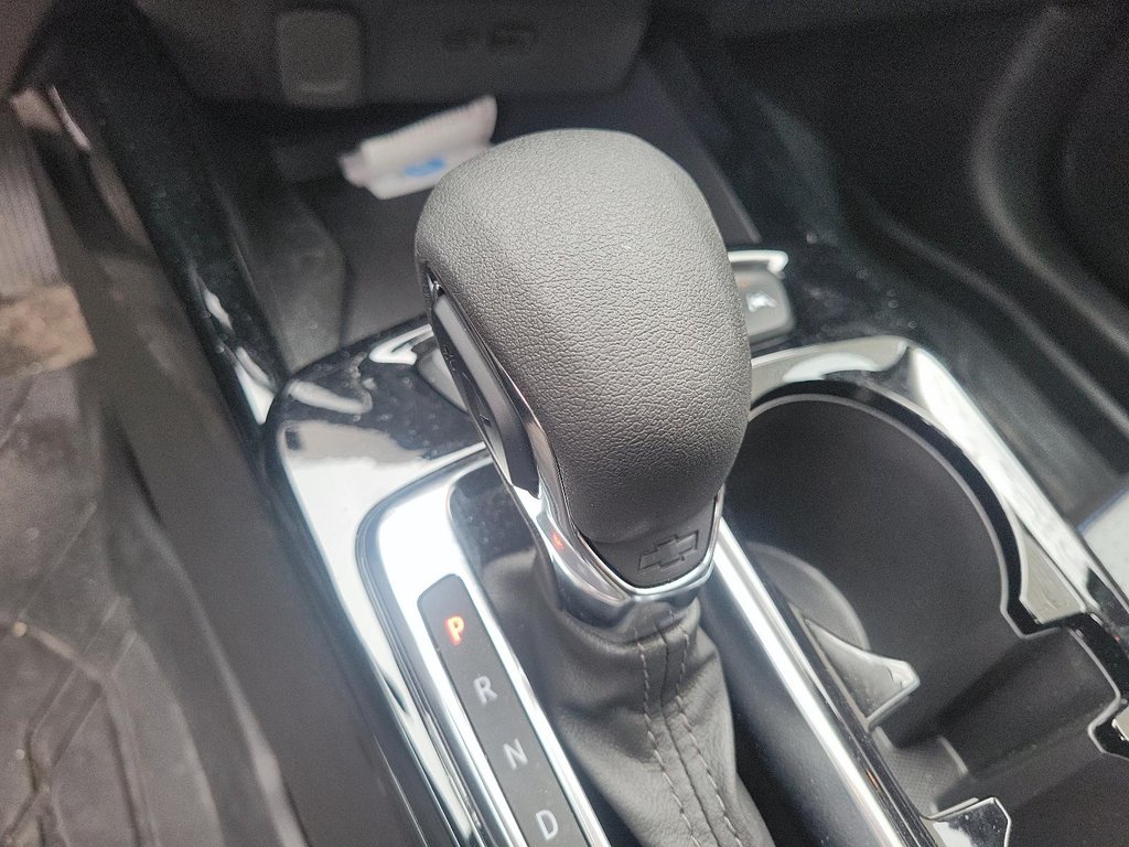 2026 Chevrolet Trax FWD 4dr LT in Stratford, Ontario - 14 - w1024h768px