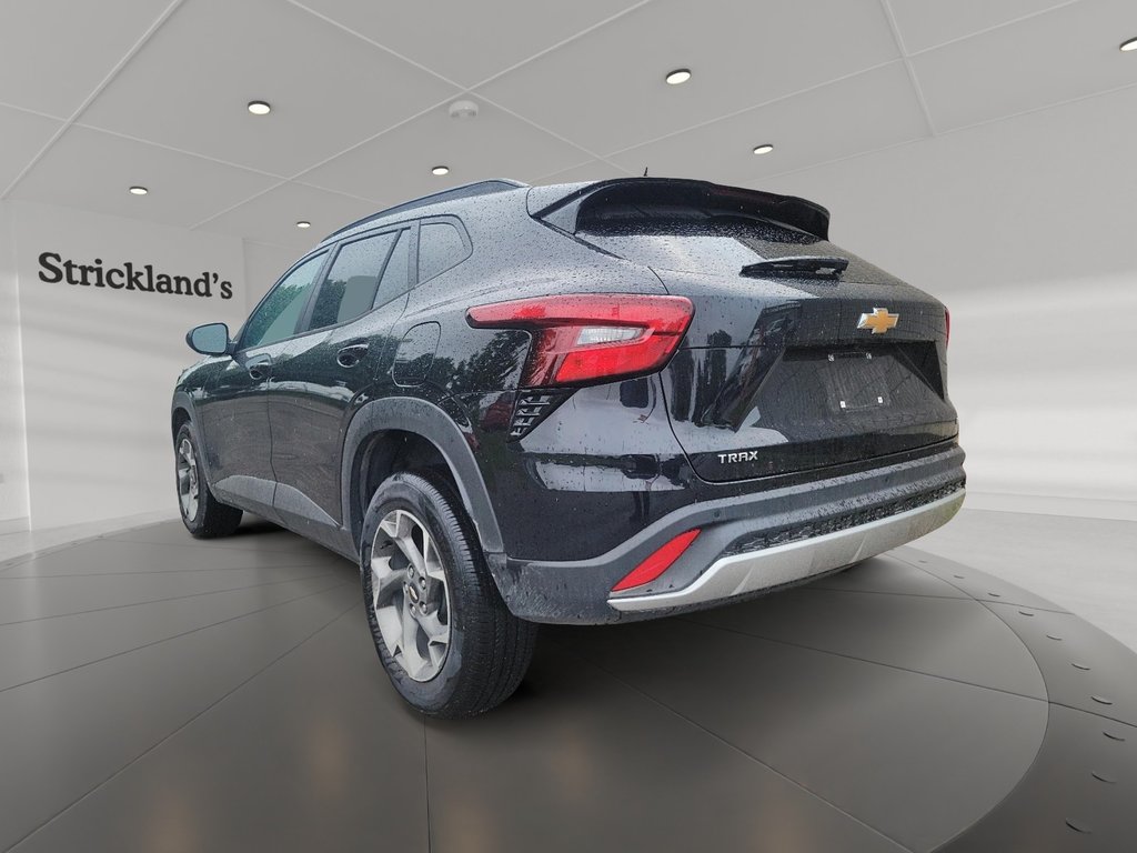 2026 Chevrolet Trax FWD 4dr LT in Stratford, Ontario - 4 - w1024h768px