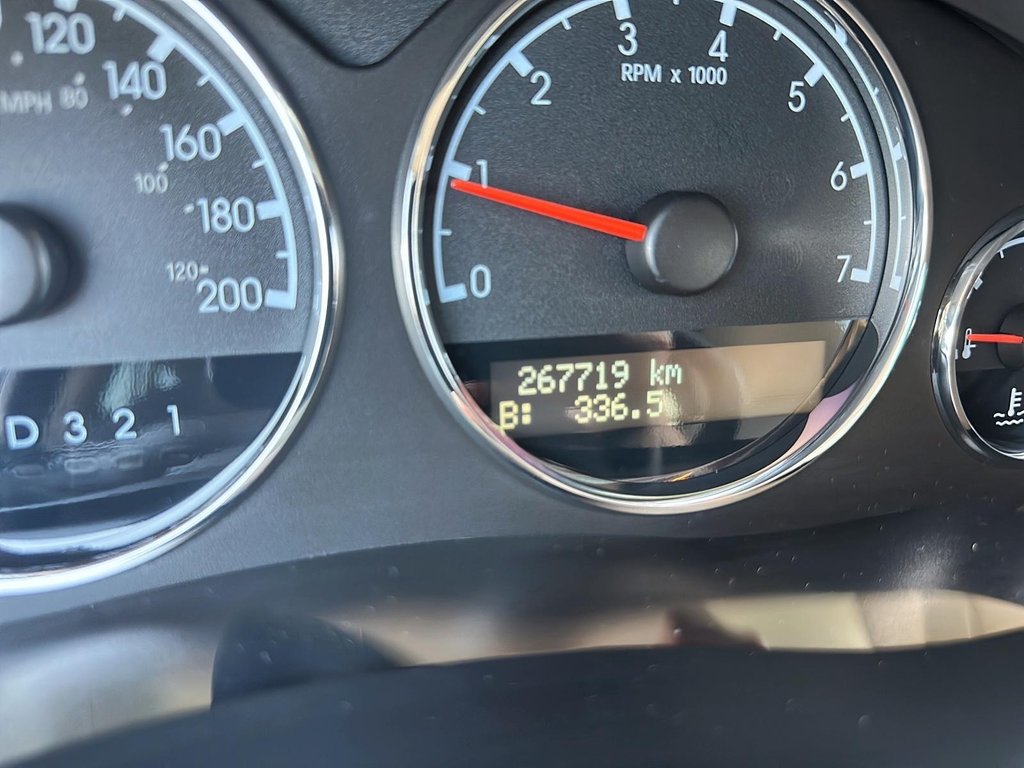 2008 Chevrolet Uplander LS Wagon in Stratford, Ontario - 12 - w1024h768px
