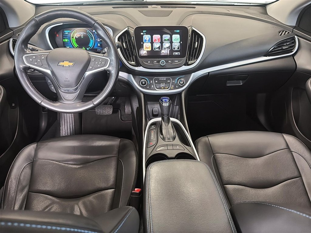 2018 Chevrolet Volt LT in Stratford, Ontario - 9 - w1024h768px