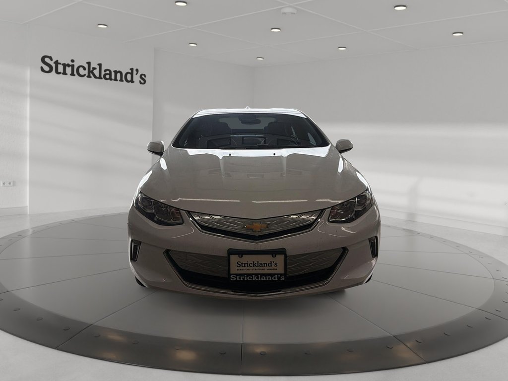 2018 Chevrolet Volt LT in Stratford, Ontario - 2 - w1024h768px